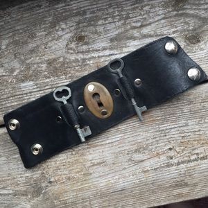 RESERVED ROCKER handmade leather bracelet